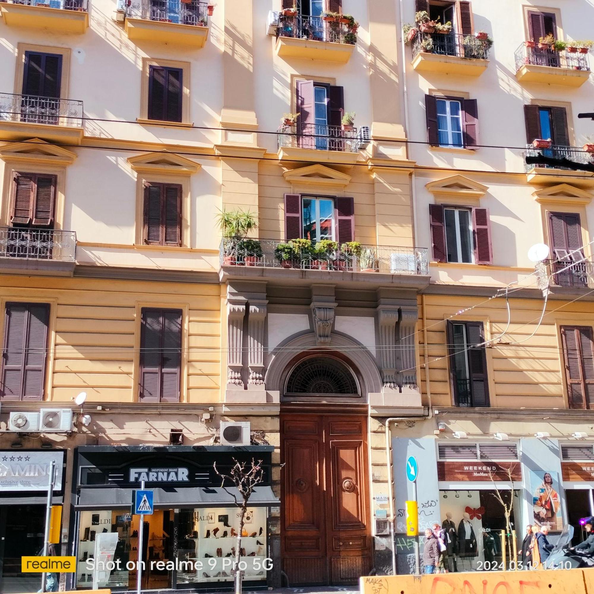 Bed and Breakfast Le Follie Parthenopee Neapel Exterior foto